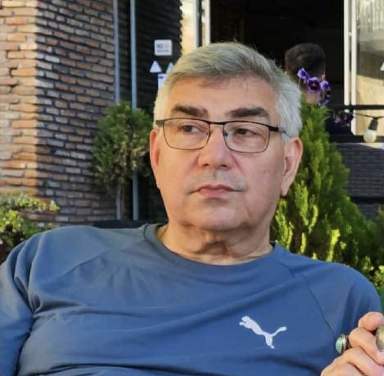 Professor Kakha Chubabria